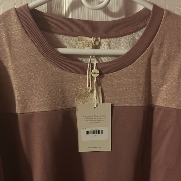 Olivia Colorblock Sweatshirt - Picture 3 of 10